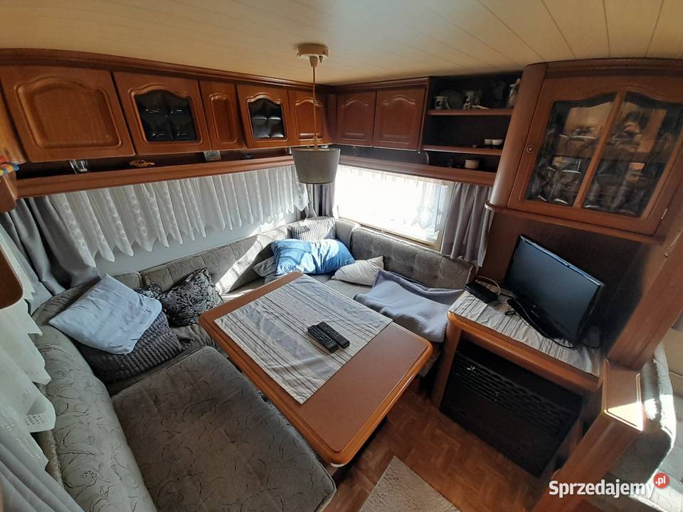 Przyczepa kempingowa z przedsionkiem 2 łódzkie Sieradz