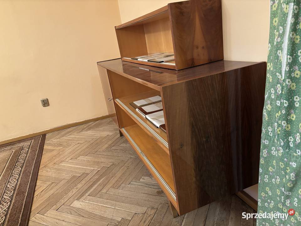 Kredens lata 70 politura stan Łódź