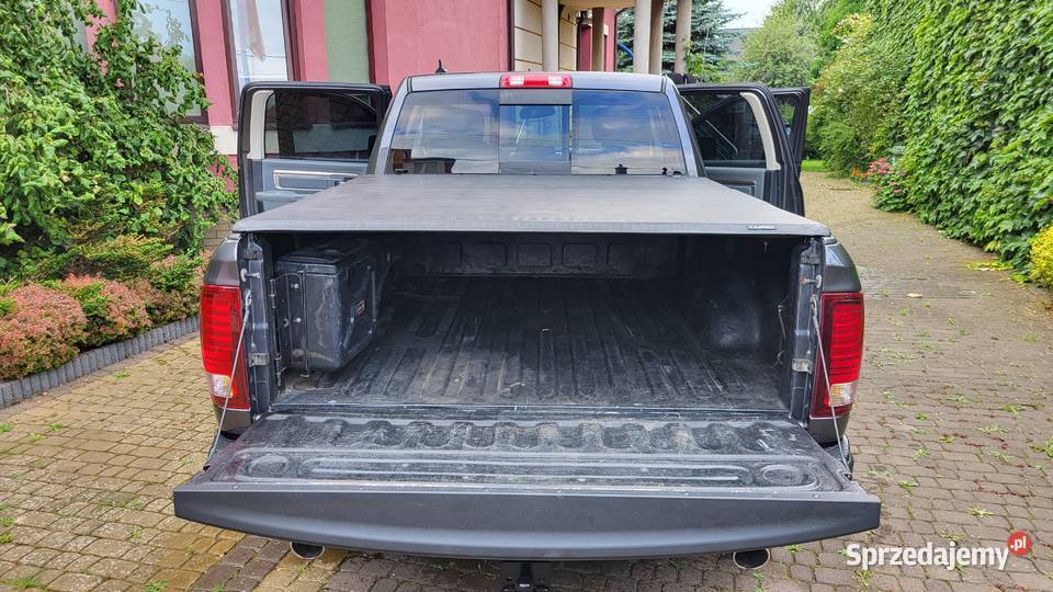 Dodge RAM 1500 4x4 Lonestar wersja Texas 2016 r Samochody osobowe Mojusz