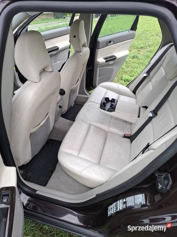 Volvo v50 20 D 2004r Średnie Duże sprzedam