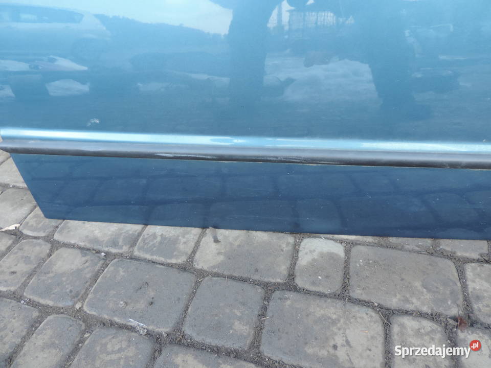 SKODA FABIA 1 HB 5D DRZWI PRAWE PRZEDNIE 9432 Drzwi