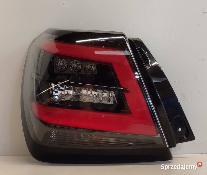 SUZUKI SWIFT MK9 LAMPA LEWY TYŁ 3560469T00 osobowe Lampy cofania dolnośląskie