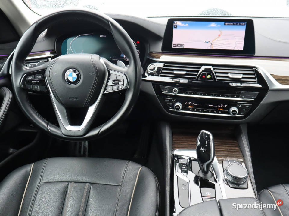 BMW 5 530e iPerformance Rok produkcji 2019 Katowice