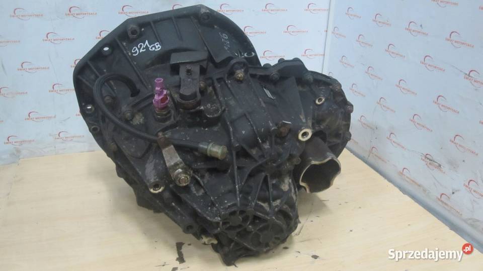TRAFIC VIVARO 20 DCI M9R780 EURO4 08r skrzynia Kielce