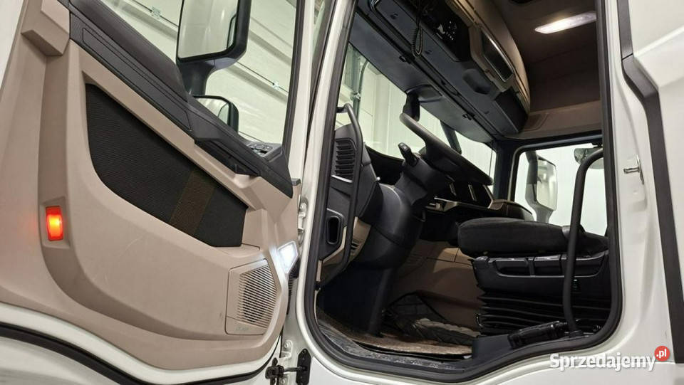 DAF XG FT Space Cab 480 E6 180t 12902cm3 Grójec sprzedam