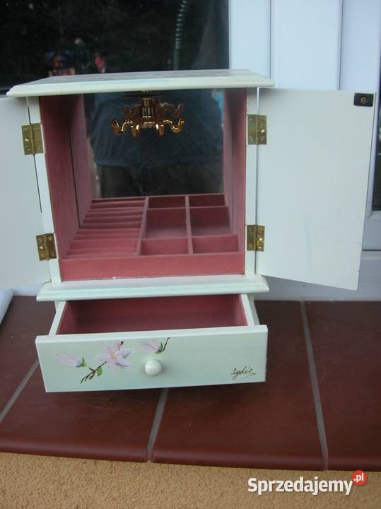 szkatułka szafka na biżuterię sygnowana lubuskie Gorzów Wielkopolski