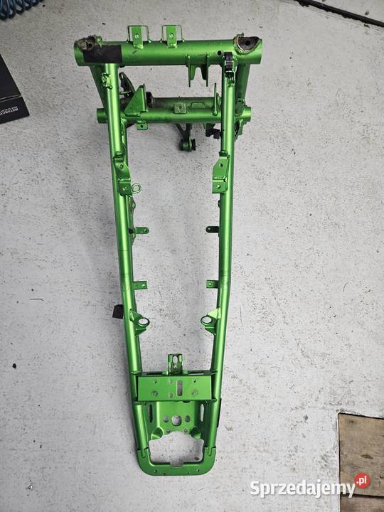 KAWASAKI Z900 Z 900 2124 OEM RAMA TYŁ STELAŻ Nowy Tomyśl sprzedam
