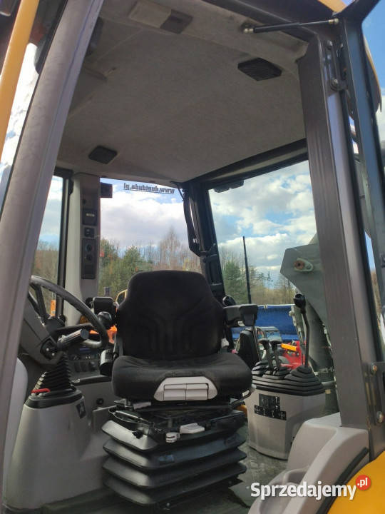 standardowa Volvo BL61B Oryginalna Bez Luzów i Koparko ładowarki Widełki sprzedam