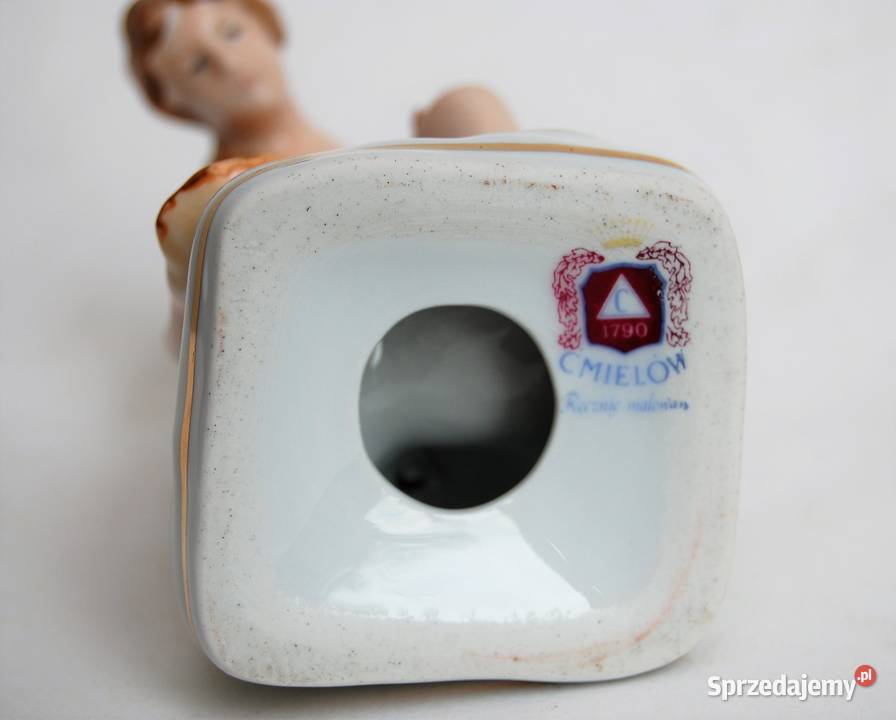Figurka akt U źródła porcelana Ćmielów Lublin sprzedam