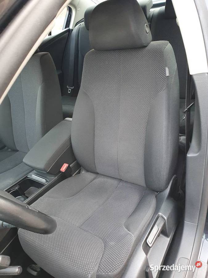 VW PASSAT 14 TFSI 2010 109 Krajowy Stan Katowice