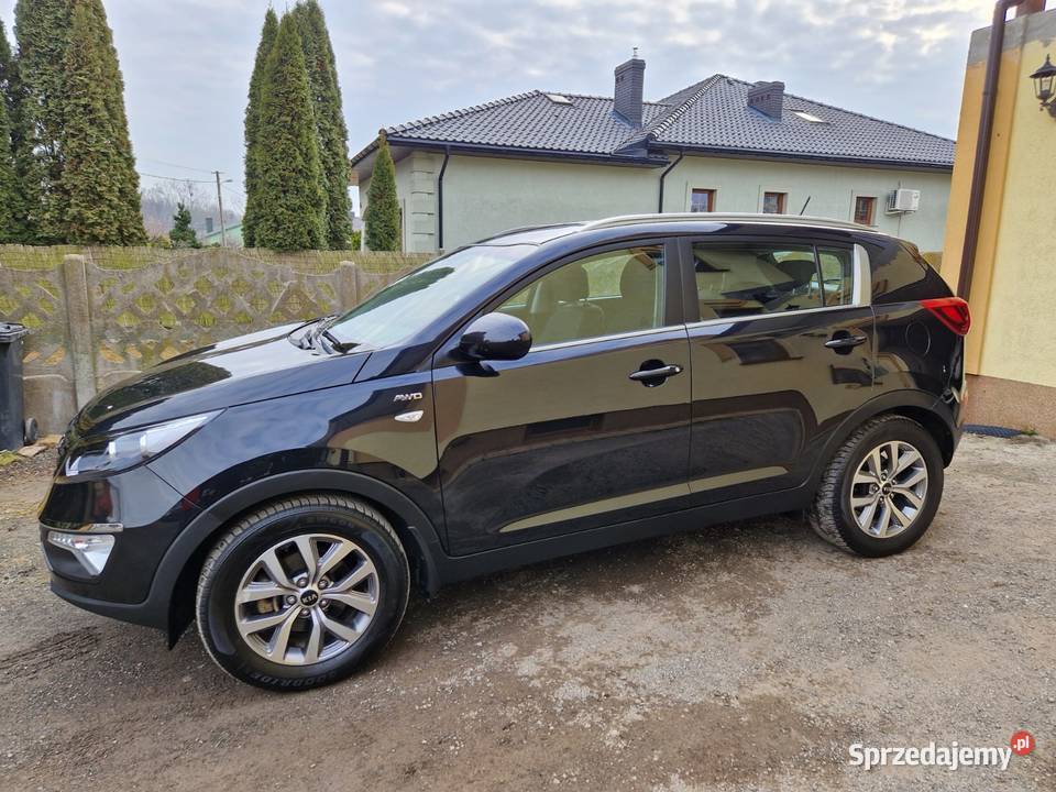 KIA Sportage III 20 CRDI 4x4 AWD 136 2015r Lunar nieuszkodzony
