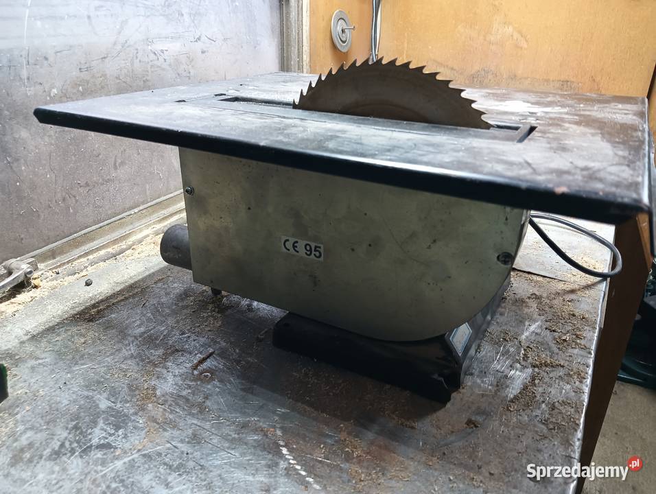 Piła germany 420W 220V stołowa pilarka