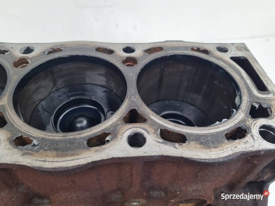 DÓŁ SILNIKA BLOK WAŁ TŁOKI Volvo V70 III S80 II osobowe Rudka