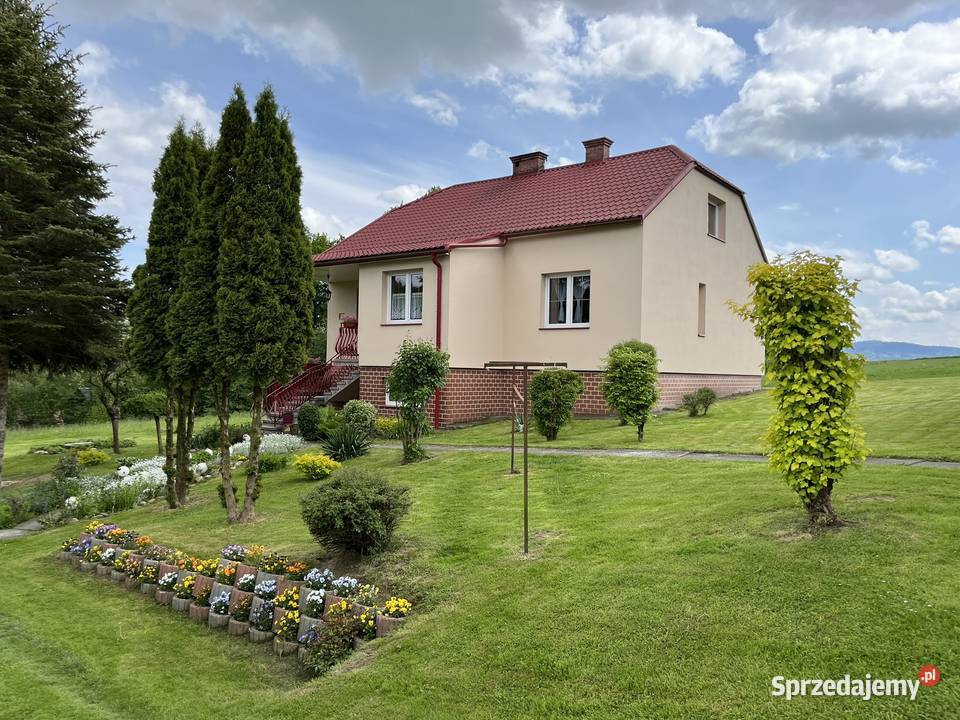 Urokliwe siedlisko na wsi z dużą działkąidealne