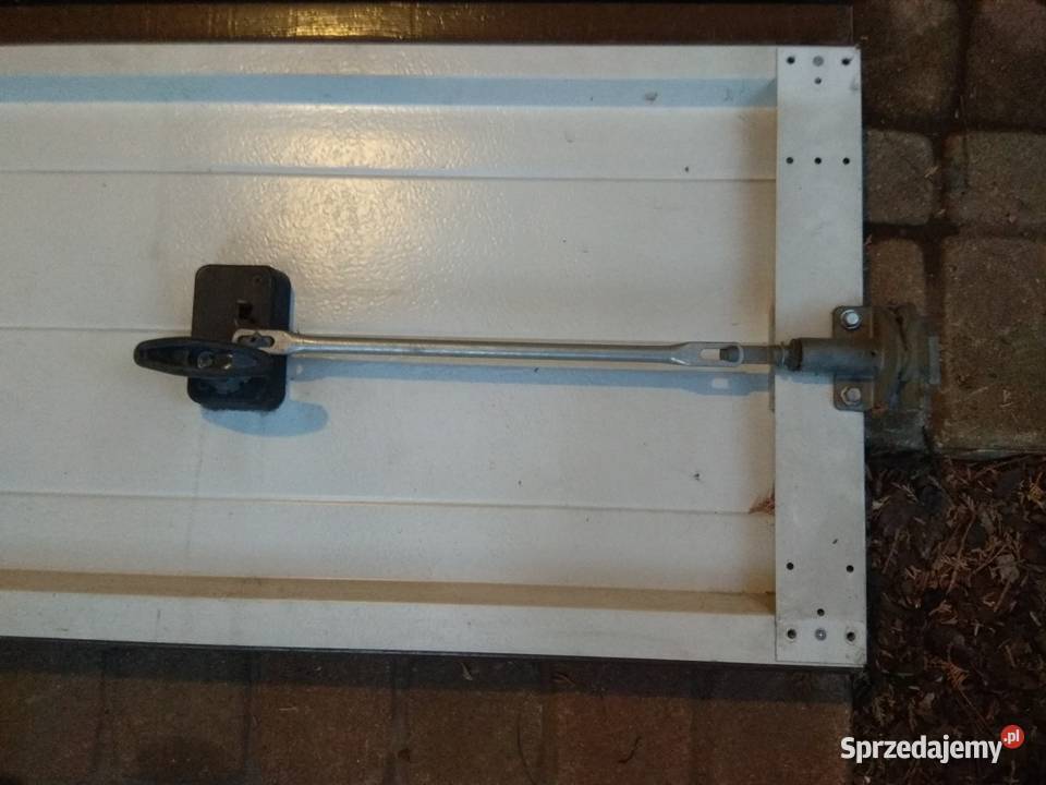 Brama garażowa wjazdowa segmentowa HORMANN Kraków