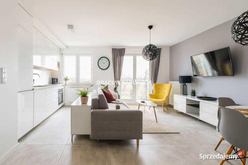 Ogłoszenie mieszkanie 50 metrów 2 pokoje Kraków miejsce parkingowe