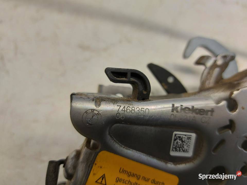 BMW G23 G22 Zamek maski linka 7468350