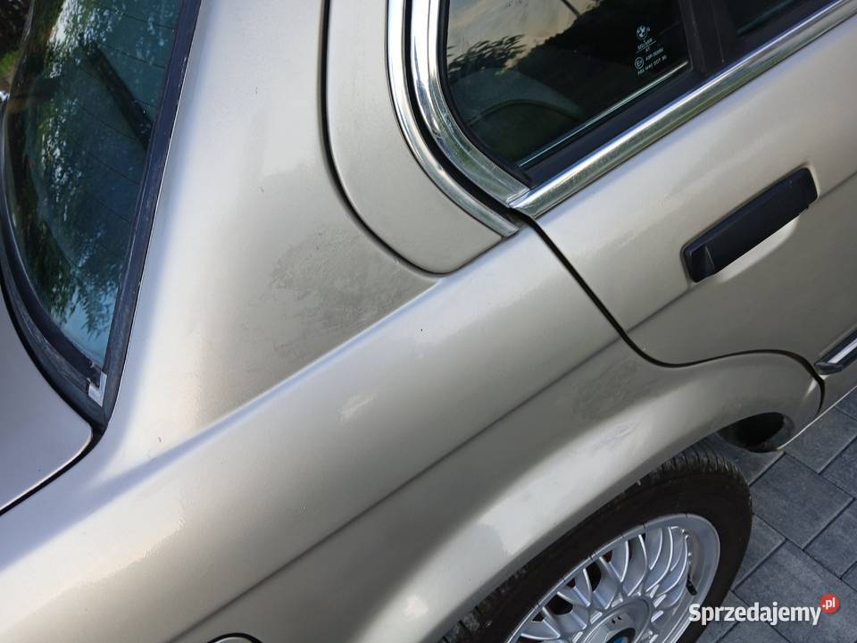 Piękna E30 320i zero rdzy oryginał Hiszpania nieuszkodzony Bochnia