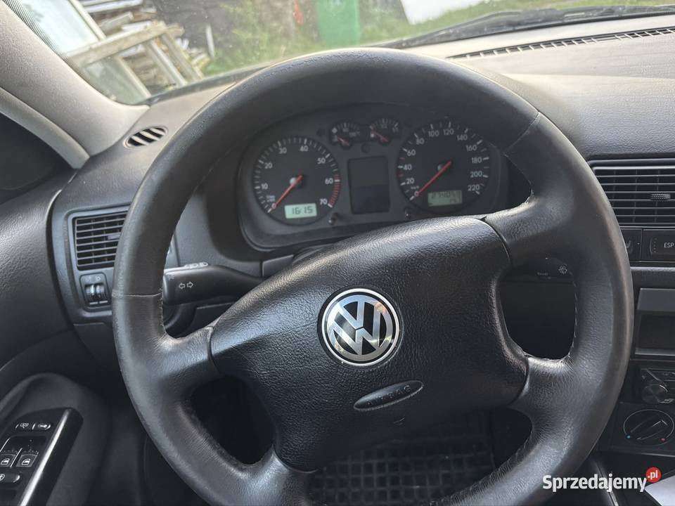 Volkswagen Golf IV 14 16V pomorskie