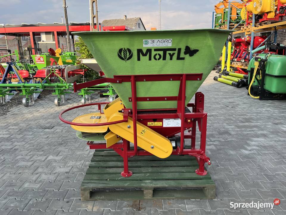 Rozsiewacz na taśmę 300600 lejek Motyl Dexwal Trzebnica