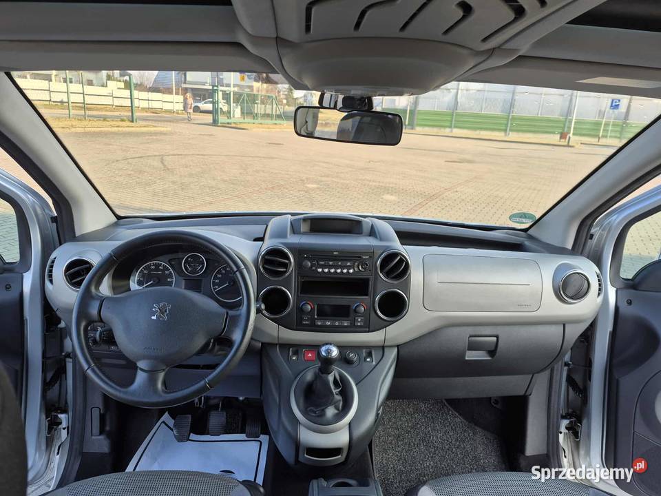 Partner 16 Klimatronik Panoramadach Super stan Szczecin