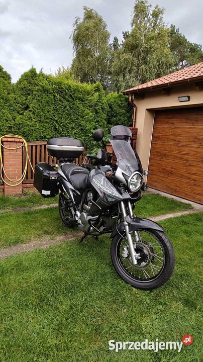 Sprzedam Hondę Transalp xl 700 turystyczny Honda Budzyń sprzedam