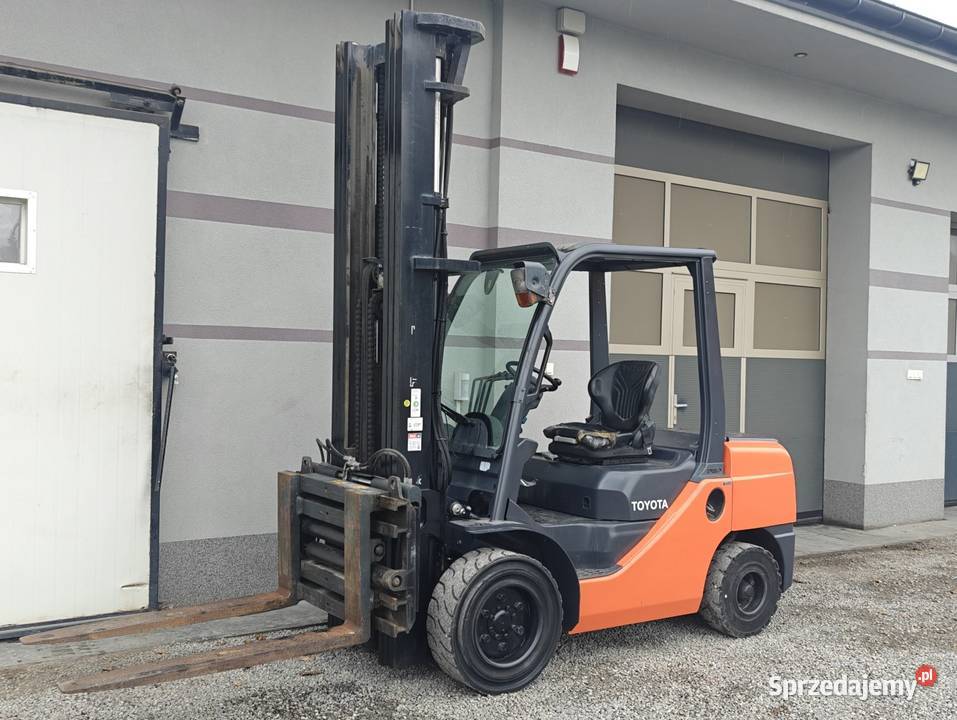 Wózek Toyota 8FDJF35 35T Diesel Pozycjoner Sandomierz