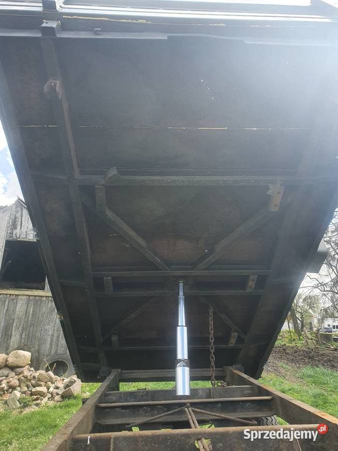 Przyczepa wywrotka ifa thk Giżyn