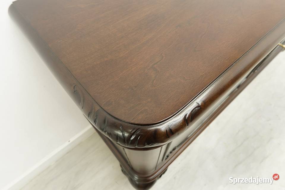 Zabytkowa komoda z lat 40tych w stylu Meble