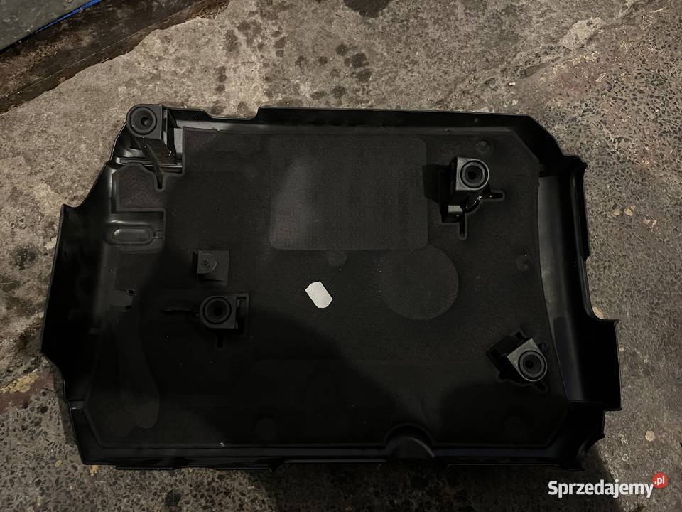Golf VII GTi górna osłona silnika Oświęcim