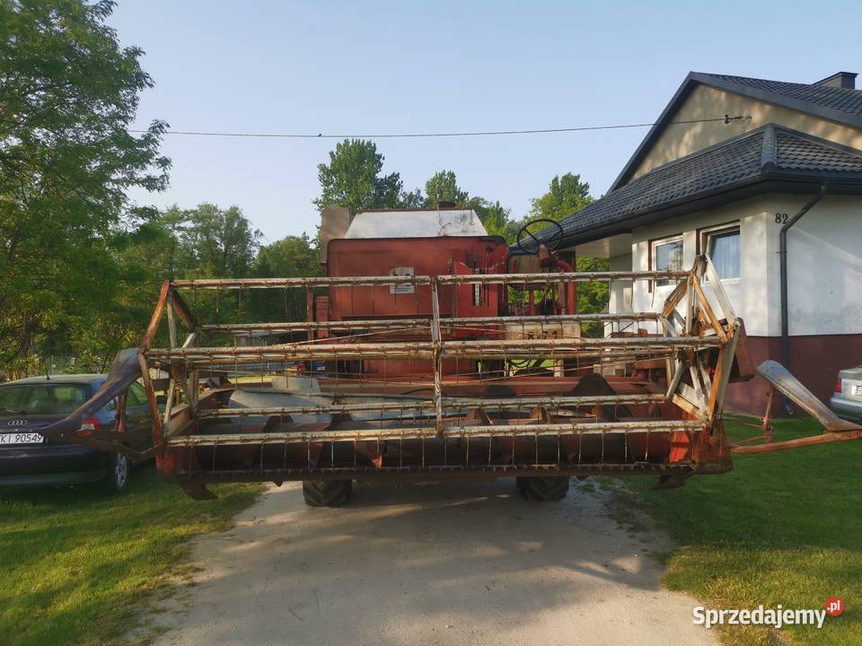 Kombajn International 871 Korytnica