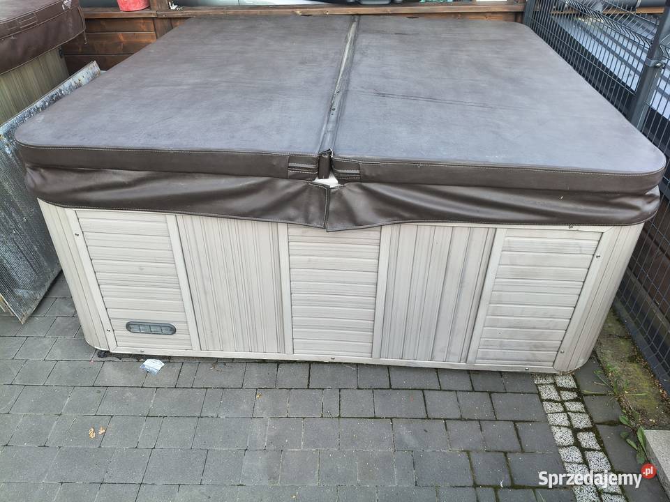 Jacuzzi ogrodowe Diamente Spa Męcina