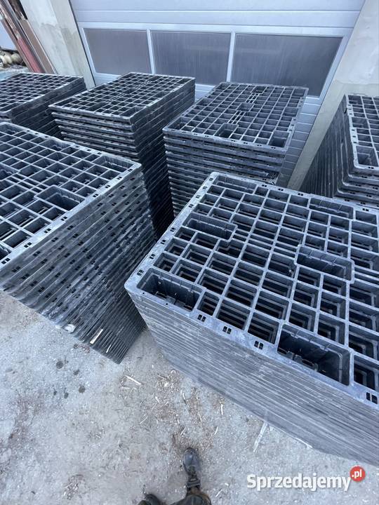 Palety plastikowe ażurowe 120x80