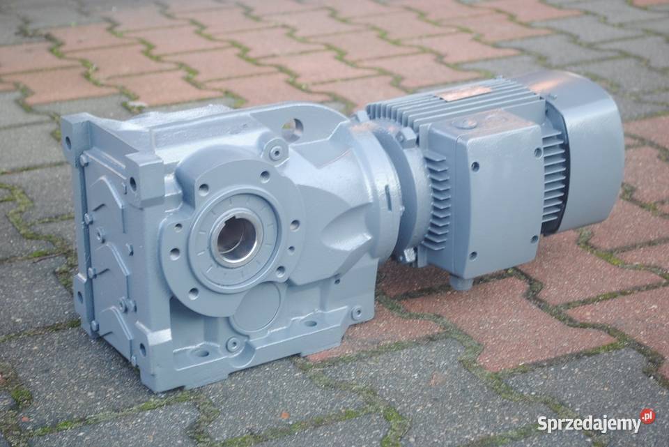Motoreduktor kątowy 11kw 26obrmin Kargowa