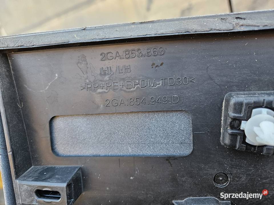 VW TROC RLINE LISTWA DRZWI LEWY TYŁ LEWA TYLNA Międzychód sprzedam