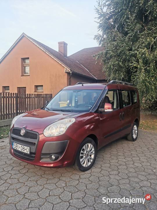 Fiat Doblo 14 16V Dynamic 95 2010 r nowości w 4/5