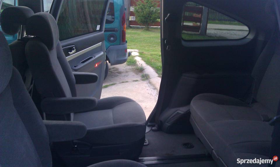 Ssangyong Rodius wygodnie przewiezie 7 osobób z 320000km