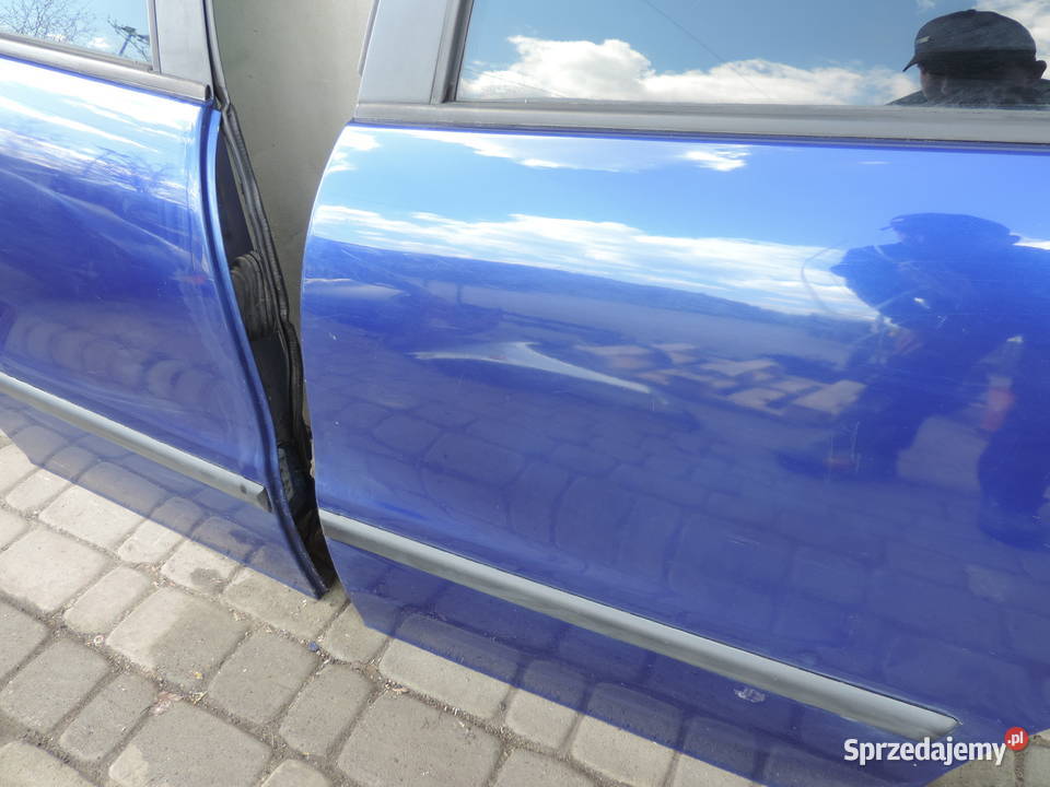 DRZWI LEWY TYŁ SEAT LEON 1 LS5N osobowe małopolskie Nowy Sącz