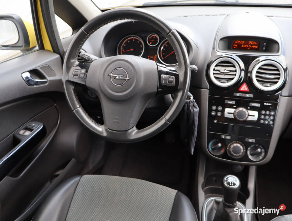Opel Corsa 14 wspomaganie kierownicy sprzedam