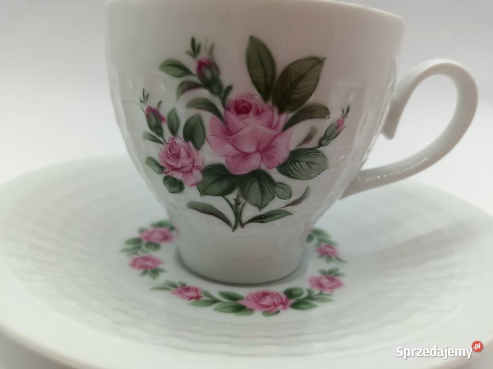 Filiżanka ze spodkiem biała porcelana bukiet róż Zamość sprzedam
