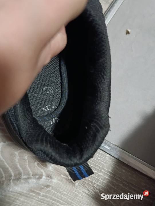 adidasy chłopięce rozmiar 40 Sportowe wielkopolskie Poznań sprzedam