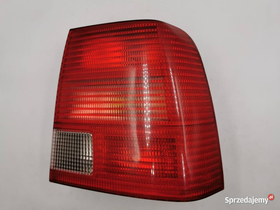 Lampa Prawy Tył Tylna Prawa VW Passat B5 Sedan osobowe Wyszków