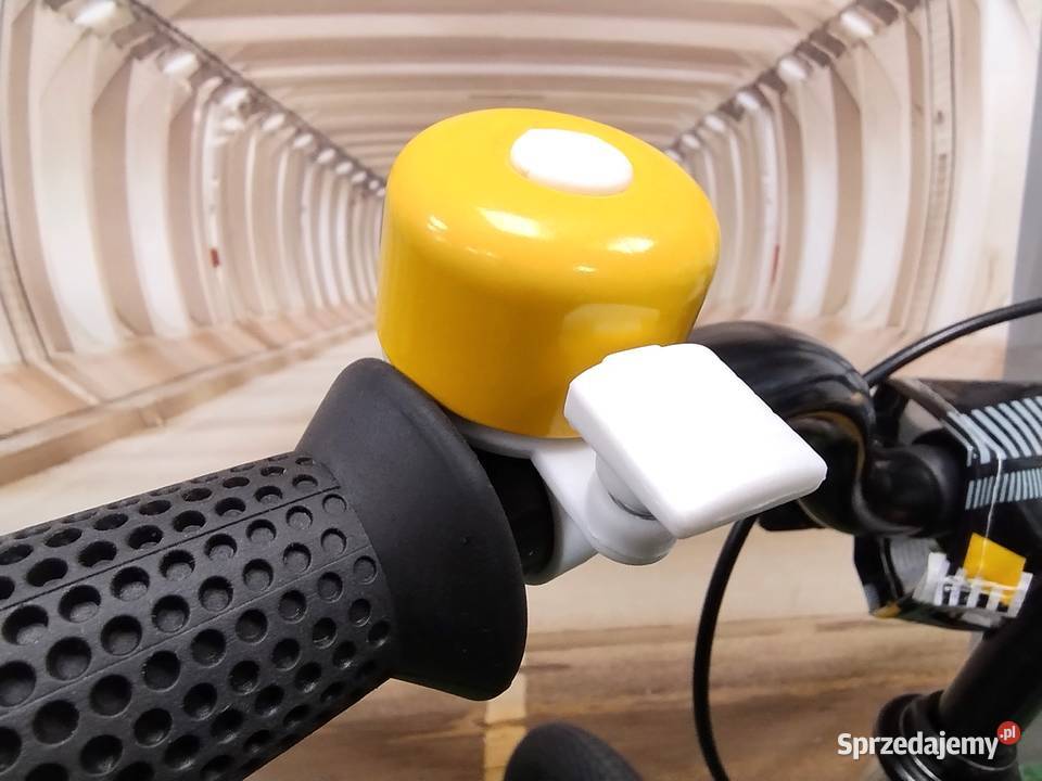 Rower dziecięcy chłopca RACE koło 20 chorągiewka Szczucin