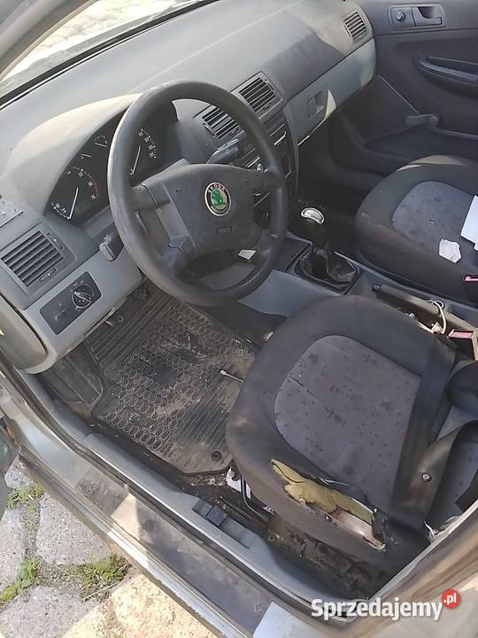 Skoda fabia 12 uszkodzony sprzedam