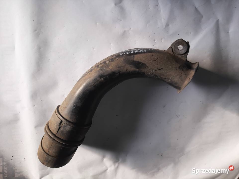 Kia Carens II 20 CRDI rura powietrza 0k2kb1320x osobowe