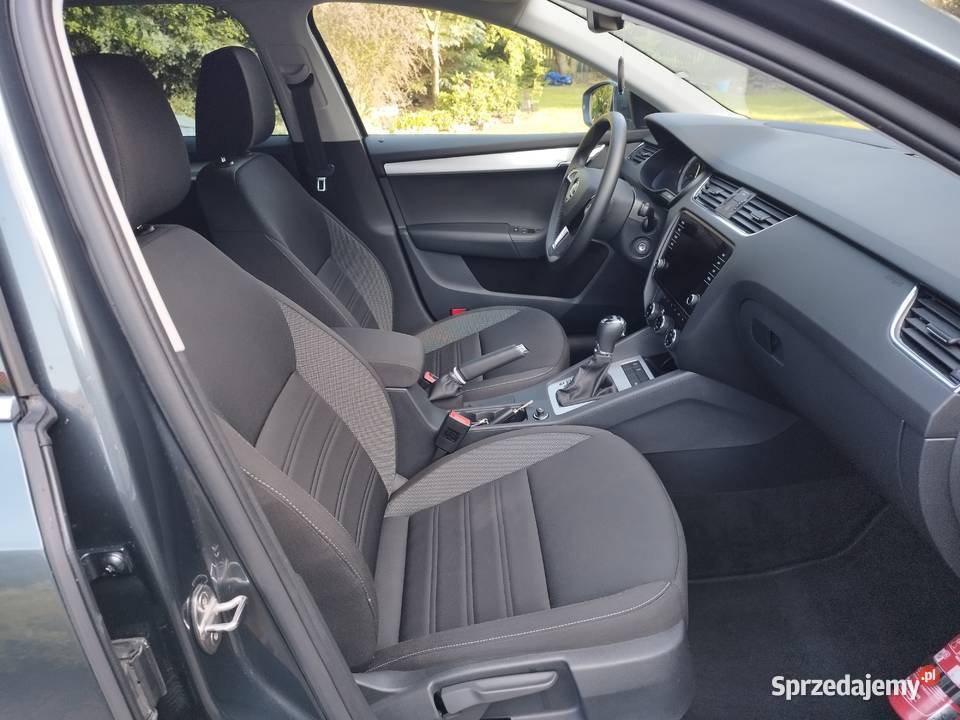 15b 130 AUTOMAT NAWIGACJA KLIMATRONIK IDEALNY isofix mazowieckie