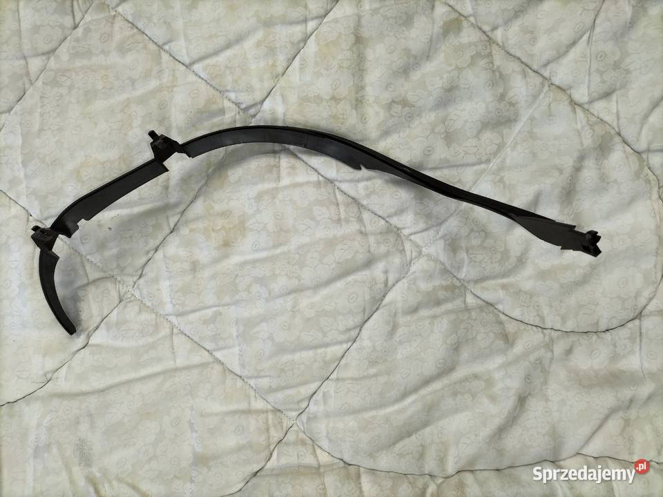 Obudowa bagażnika obok lampy lewy tył BMW E60 Poręba