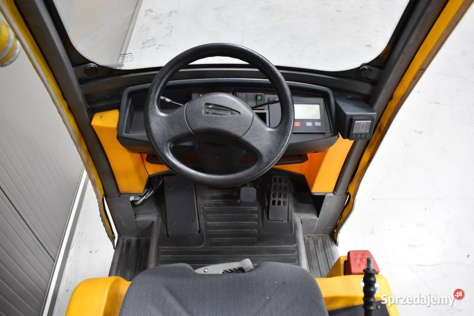 Ciągnik JUNGHEINRICH EZS 570 Jungheinrich