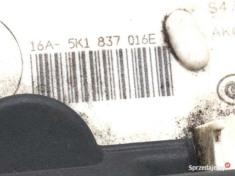 ZAMEK DRZWI PRAWY PRZÓD VW GOLF VII Hatchback osobowe sprzedam