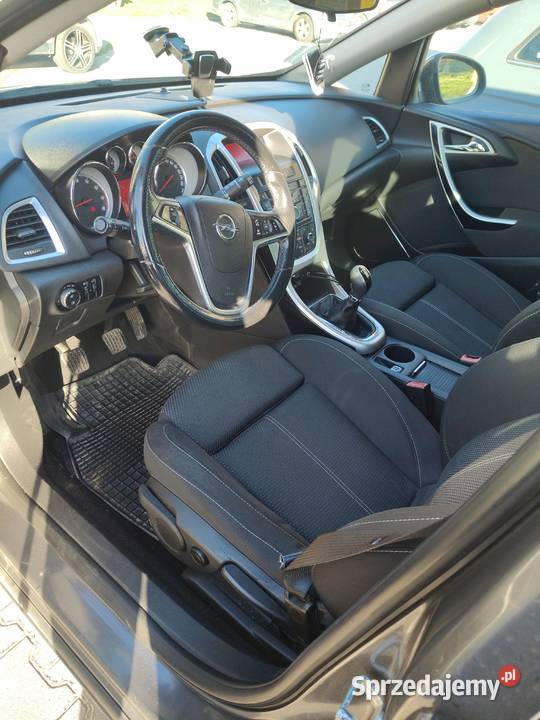 Opel Astra J Sports Tourer Kombi 14 Turbo 140 komputer pokładowy Samochody osobowe Oława